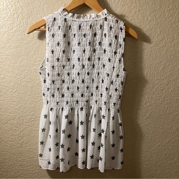 Rose & Olive White Star Print Blouse - Picture 5 of 9